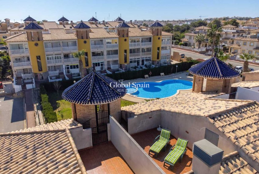 Resale - PENTHOUSE -
VILLAMARTÍN - Costa Blanca