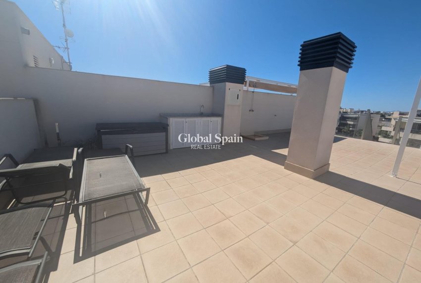 Resale - PENTHOUSE -
VILLAMARTÍN - Costa Blanca