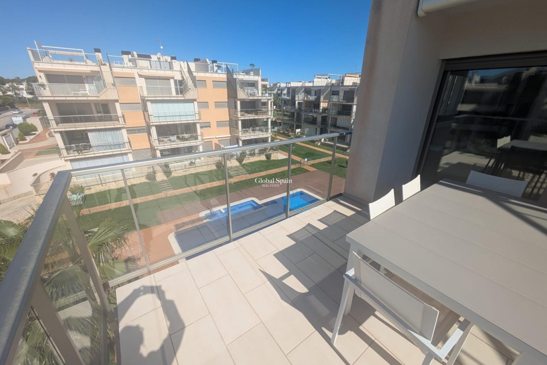 Resale - PENTHOUSE -
VILLAMARTÍN - Costa Blanca