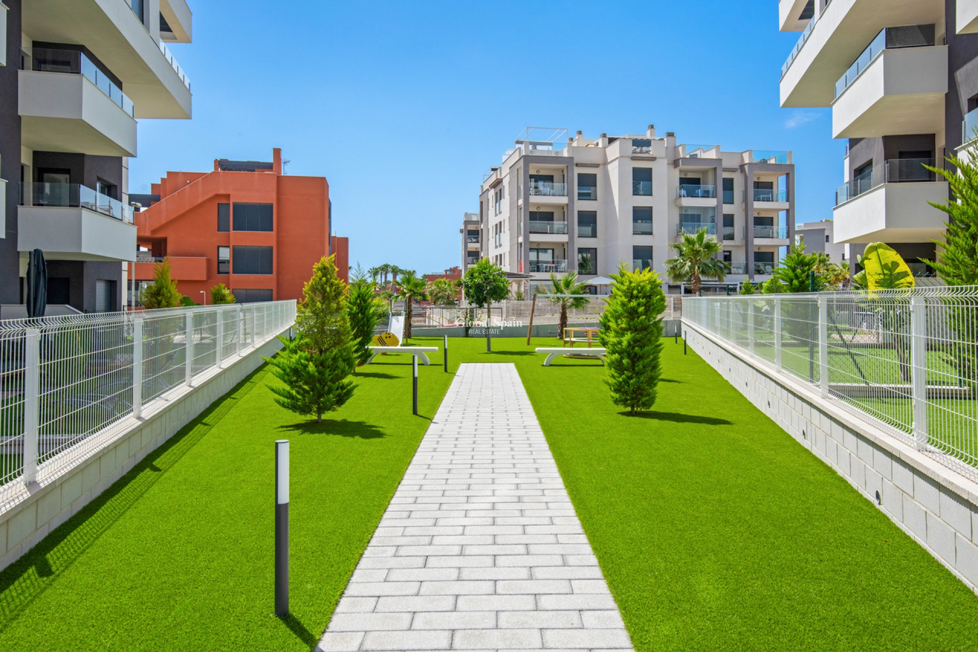 Resale - PENTHOUSE -
VILLAMARTÍN - Costa Blanca