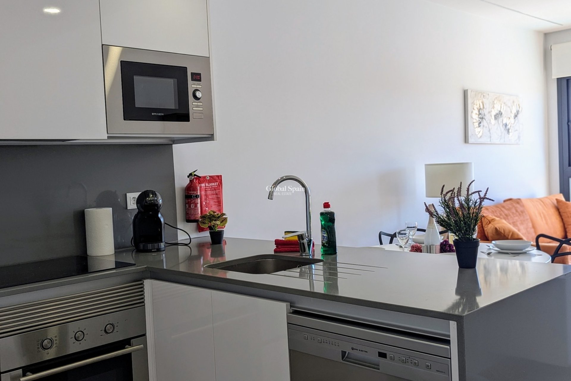 Resale - PENTHOUSE -
VILLAMARTÍN - Costa Blanca