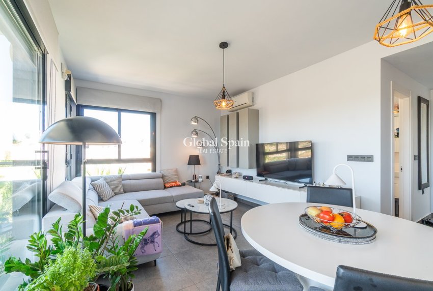 Resale - PENTHOUSE -
VILLAMARTÍN - Costa Blanca