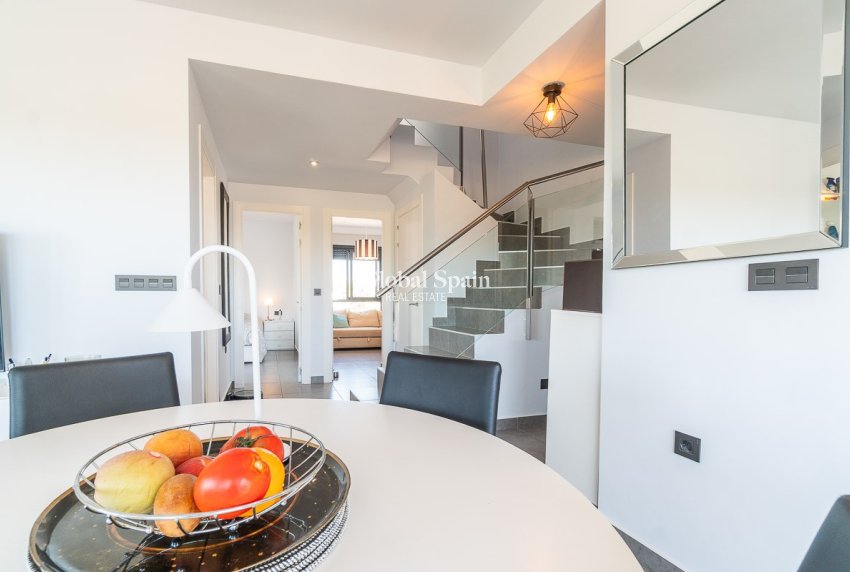 Resale - PENTHOUSE -
VILLAMARTÍN - Costa Blanca