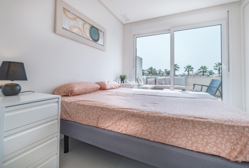 Resale - Quad House -
TORREVIEJA - Aguas Nuevas