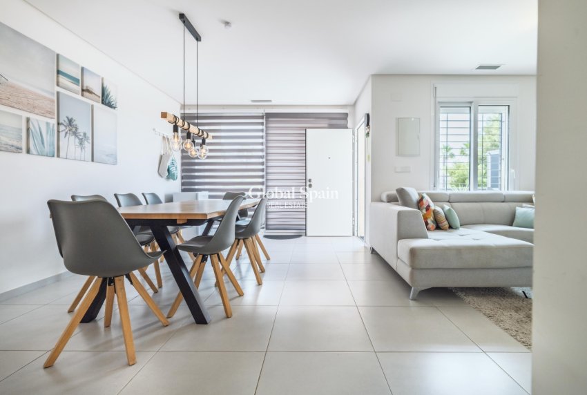 Resale - Quad House -
TORREVIEJA - Aguas Nuevas