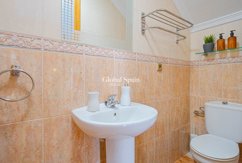 Resale - Quatro house -
ORIHUELA COSTA - Lomas de Cabo Roig