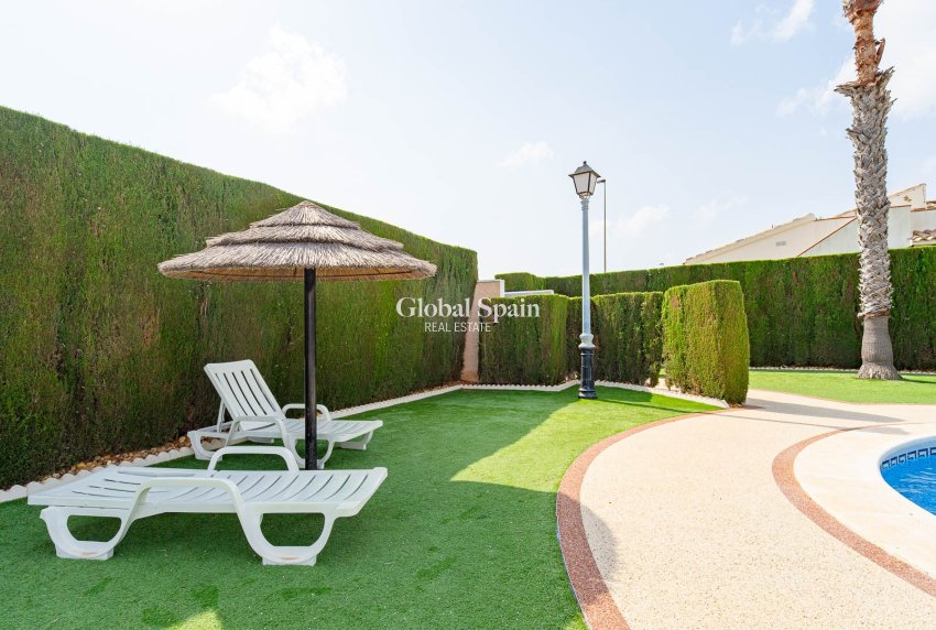 Resale - Quatro house -
ORIHUELA COSTA - Lomas de Cabo Roig