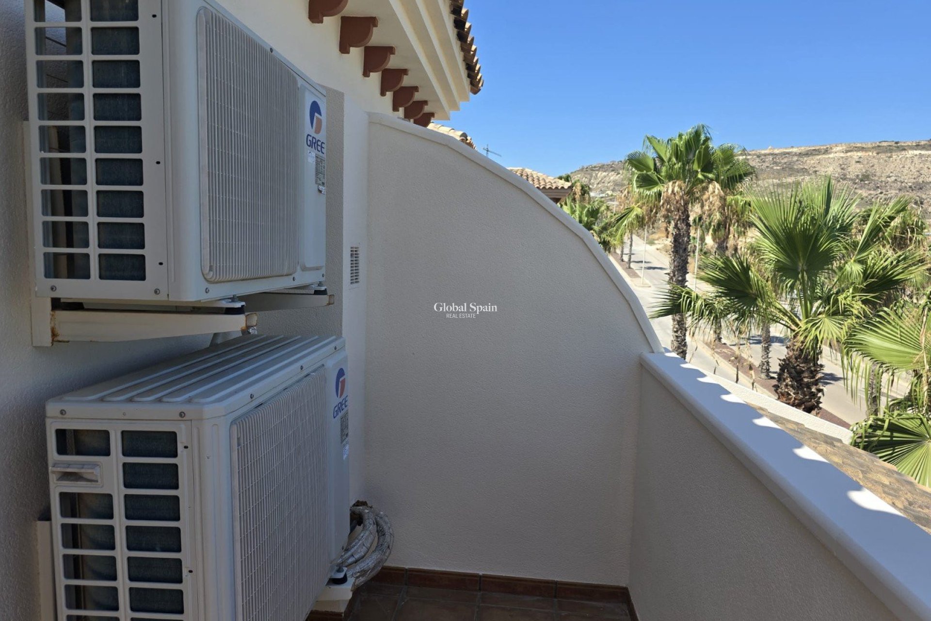 Resale - Semi-Detached -
ALGORFA - LA FINCA GOLF / ALGORFA