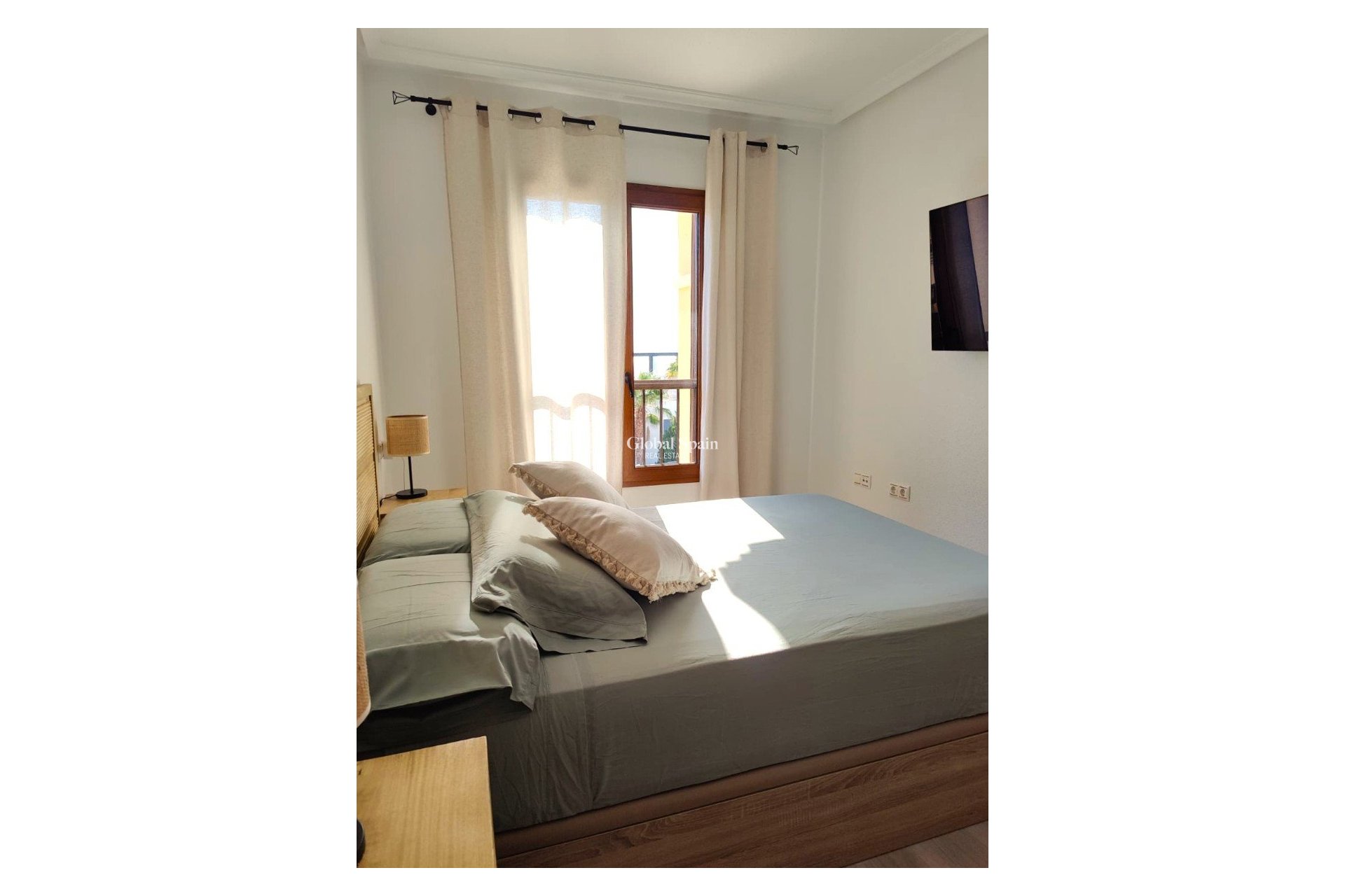 Resale - Semi-Detached -
FINESTRAT