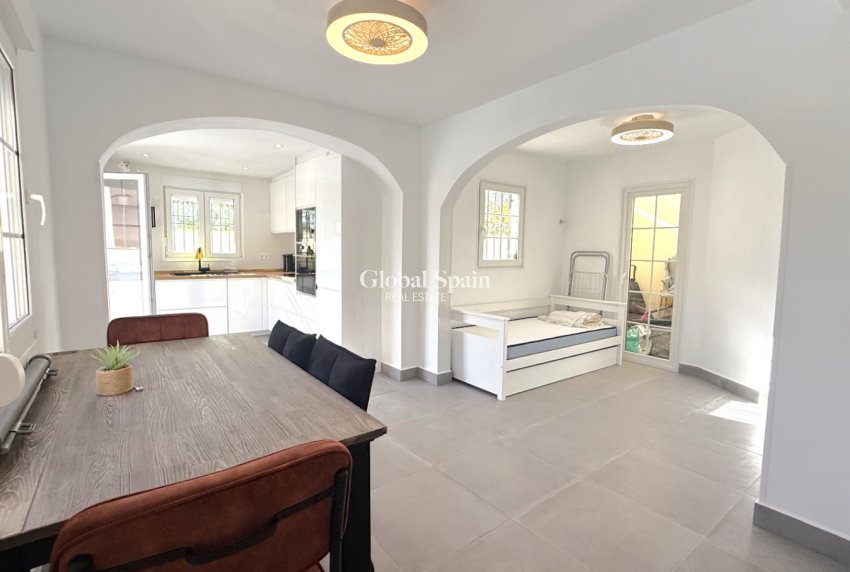 Resale - semi_detached_house -
ORIHUELA - Costa Blanca Sur