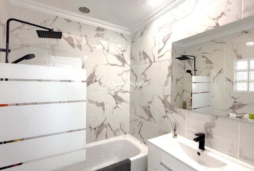 Resale - semi_detached_house -
ORIHUELA - Costa Blanca Sur