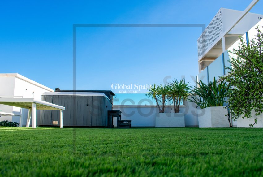 Resale - Semi-Detached -
Lo Pepin - Ciudad Quesada