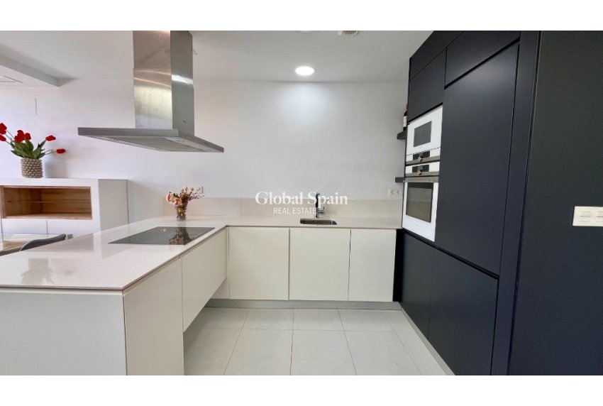 Resale - Semi-Detached -
Los Dolses