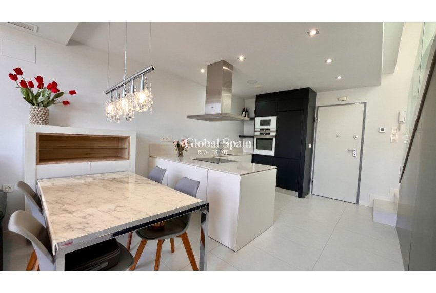 Resale - Semi-Detached -
Los Dolses