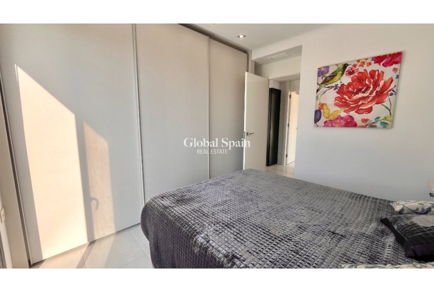 Resale - Semi-Detached -
Los Dolses