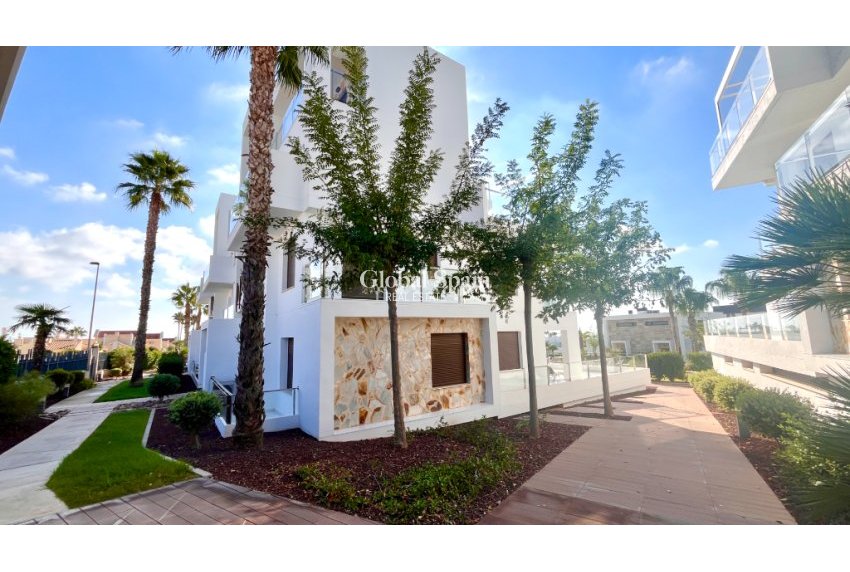 Resale - Semi-Detached -
Los Dolses