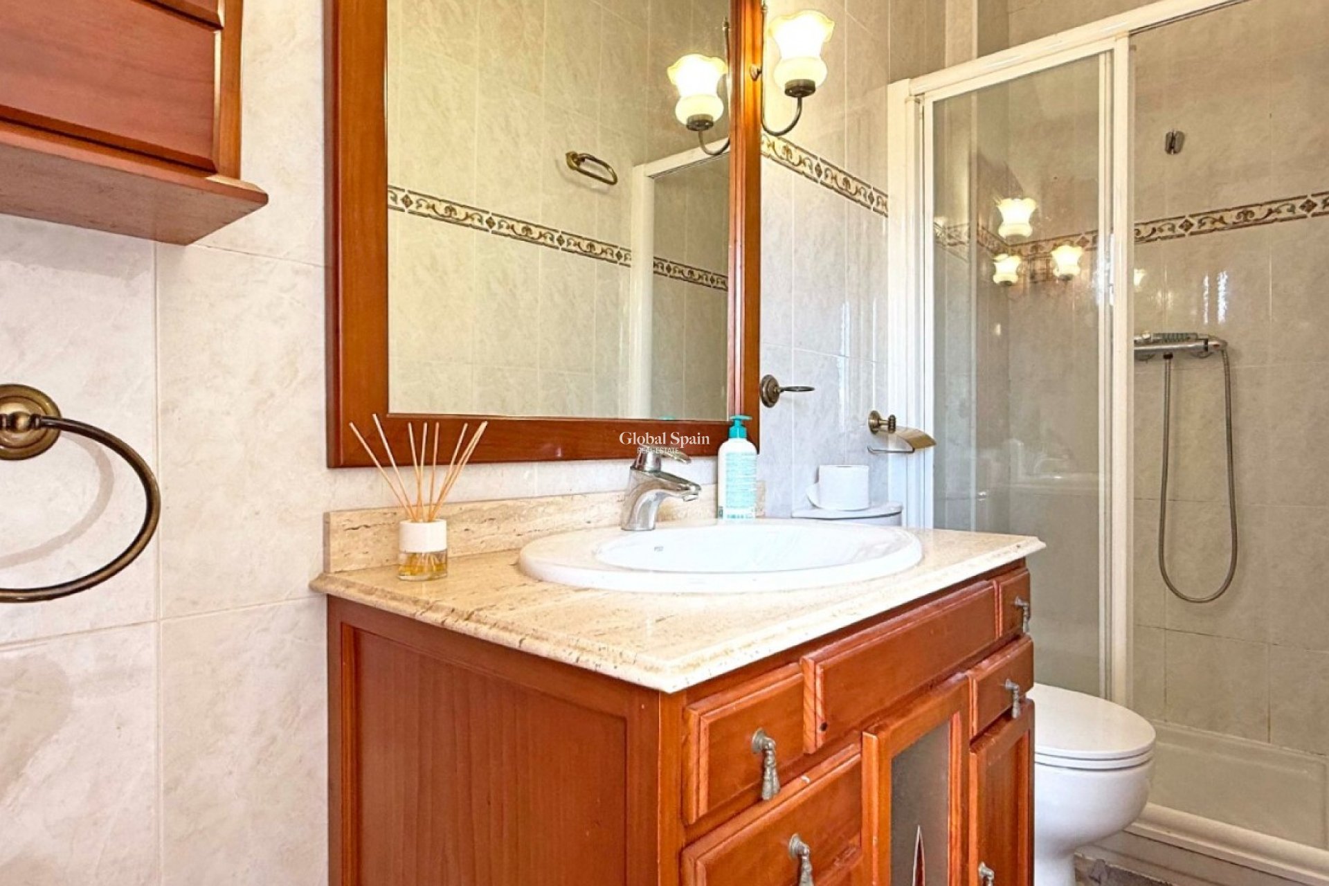 Resale - Semi-Detached -
ORIHUELA COSTA - LOS BALCONES - LOS ALTOS