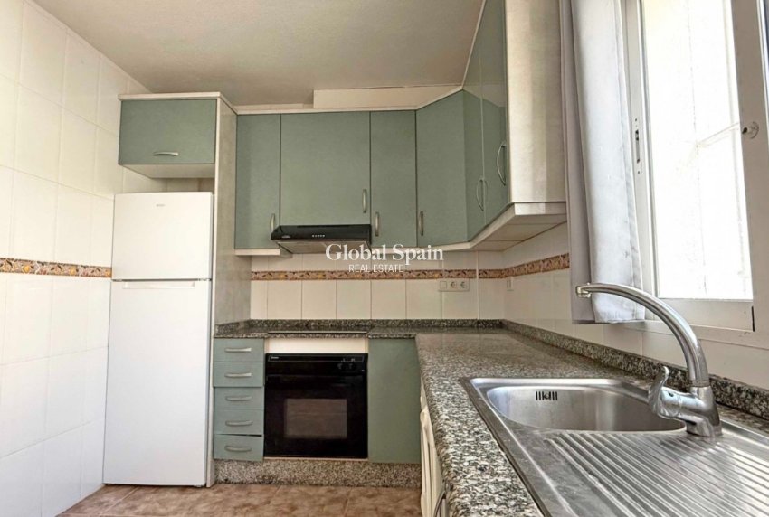 Resale - Semi-Detached -
ORIHUELA COSTA - LOS BALCONES - LOS ALTOS