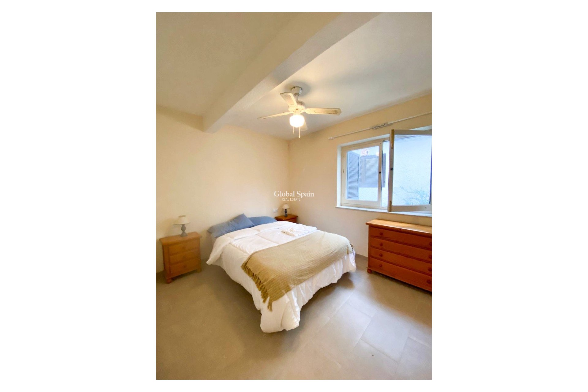 Resale - Semi-Detached -
ORIHUELA COSTA - Orihuela Costa