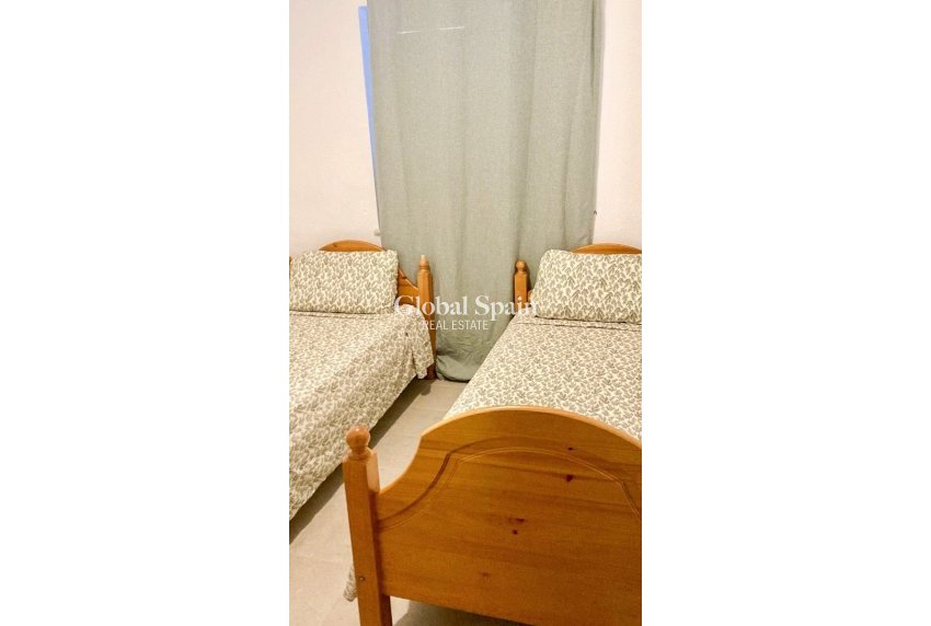 Resale - Semi-Detached -
ORIHUELA COSTA - Orihuela Costa