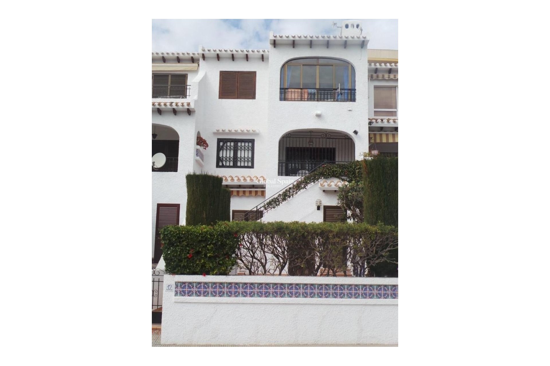 Resale - Semi-Detached -
ORIHUELA COSTA - Orihuela Costa