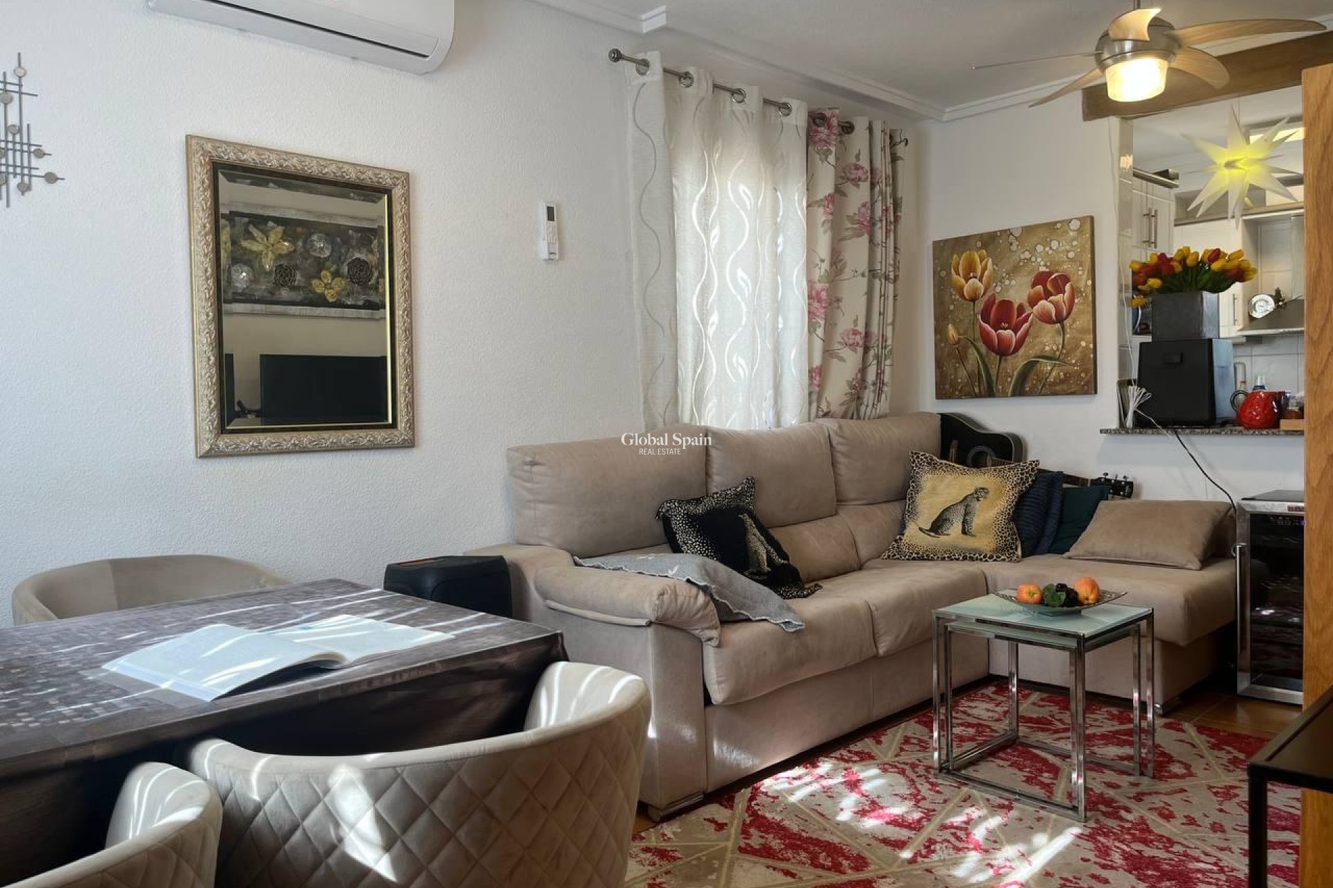 Resale - Semi-Detached -
ORIHUELA COSTA - Playa Flamenca