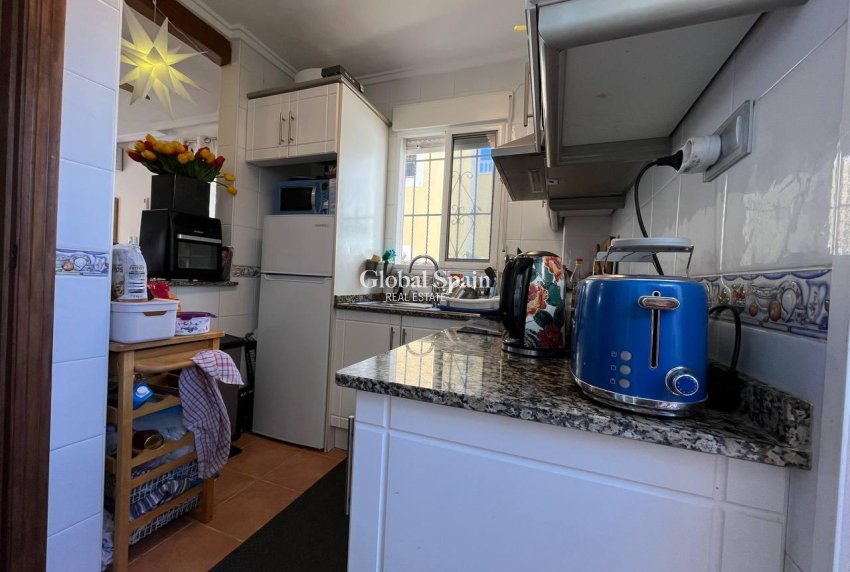 Resale - Semi-Detached -
ORIHUELA COSTA - Playa Flamenca