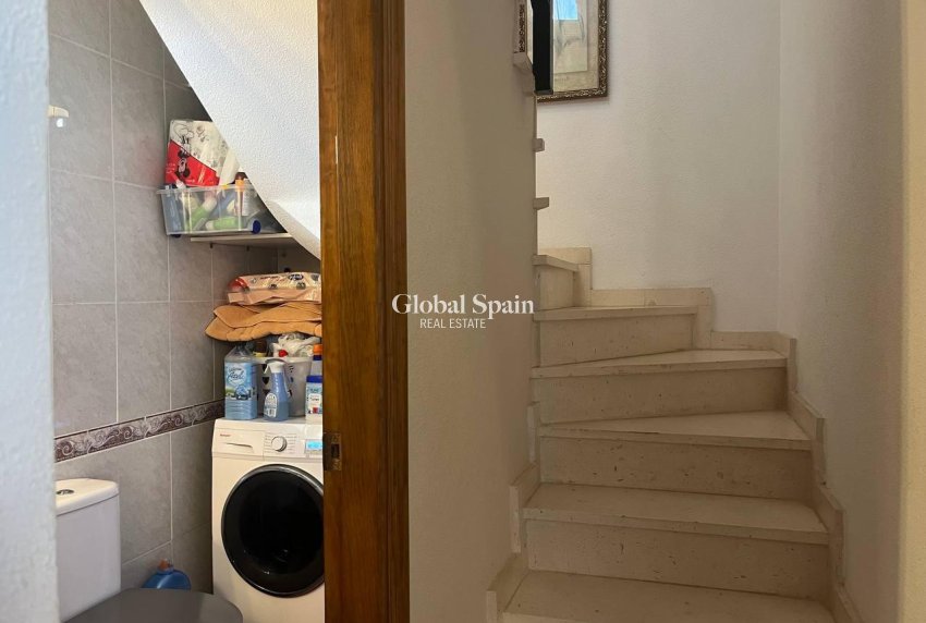 Resale - Semi-Detached -
ORIHUELA COSTA - Playa Flamenca