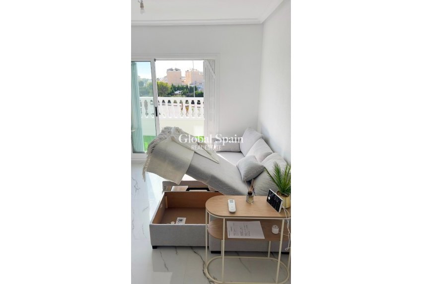 Resale - Semi-Detached -
ORIHUELA - Orihuela Costa