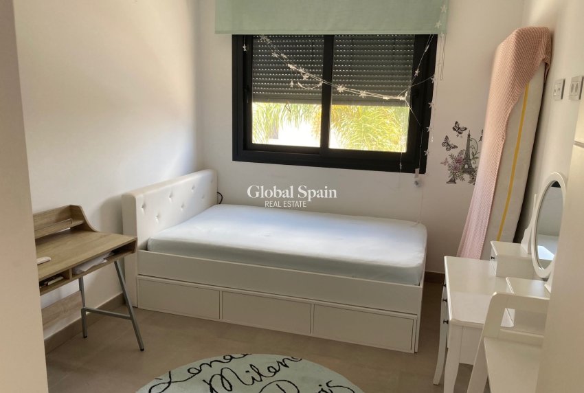 Resale - Semi-Detached -
PILAR DE LA HORADADA - Pilar de la Horadada