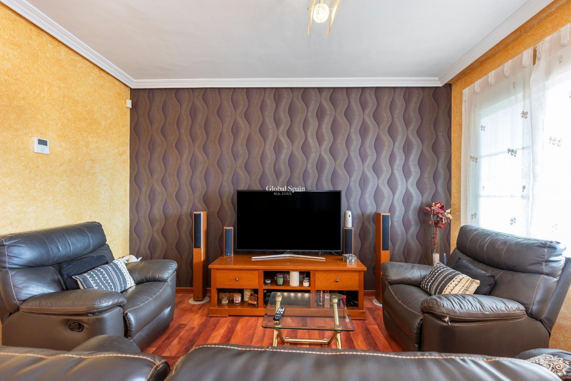 Resale - Semi-Detached -
TORREVIEJA - Aguas Nuevas