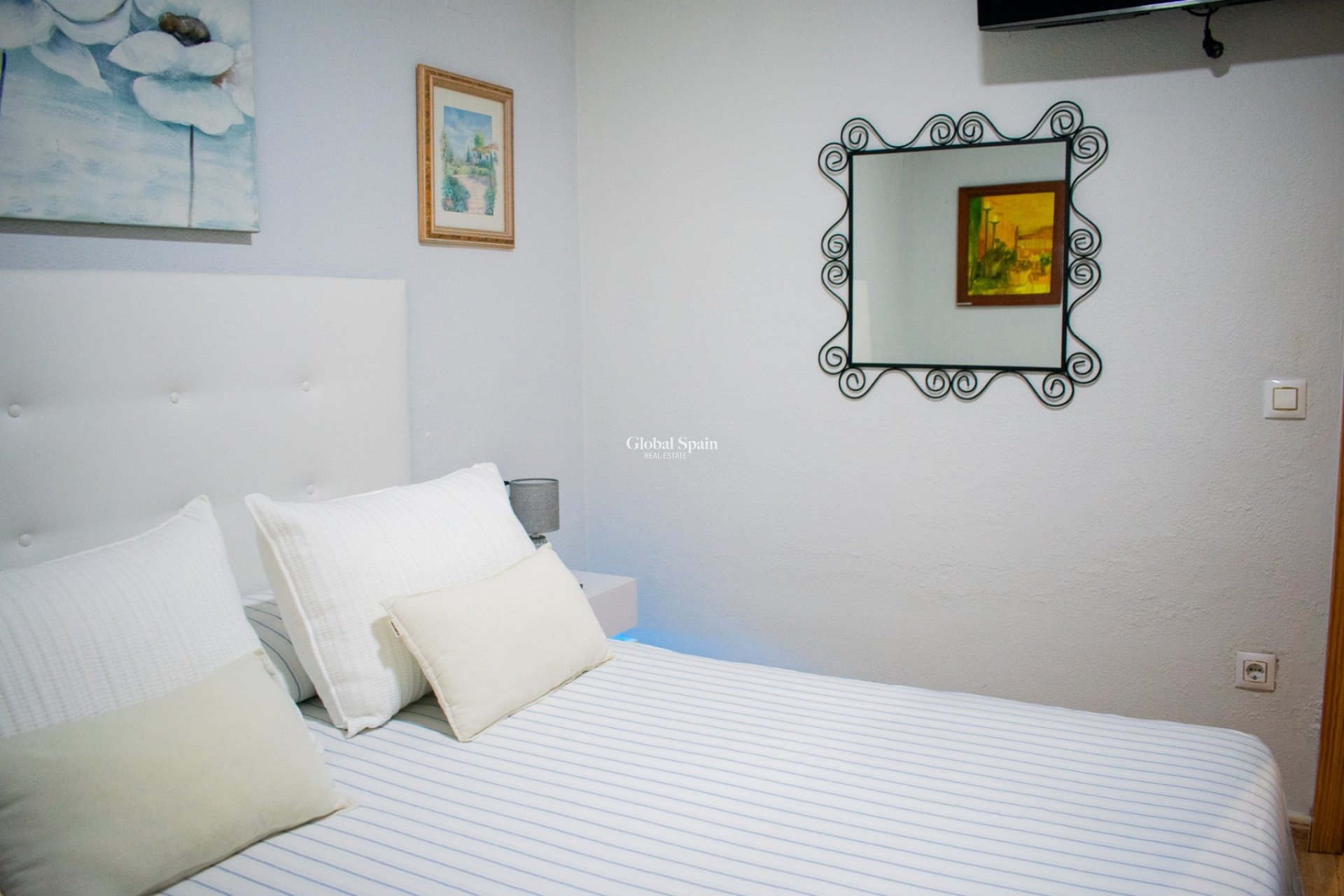 Resale - Semi-Detached -
TORREVIEJA - La Siesta - El Salado - Torreta