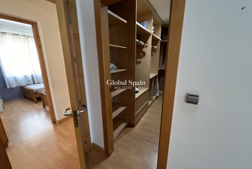 Resale - terraced_house -
TORREVIEJA - Costa Blanca Sur