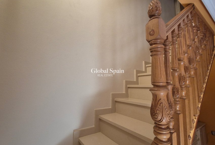 Resale - terraced_house -
TORREVIEJA - Costa Blanca Sur