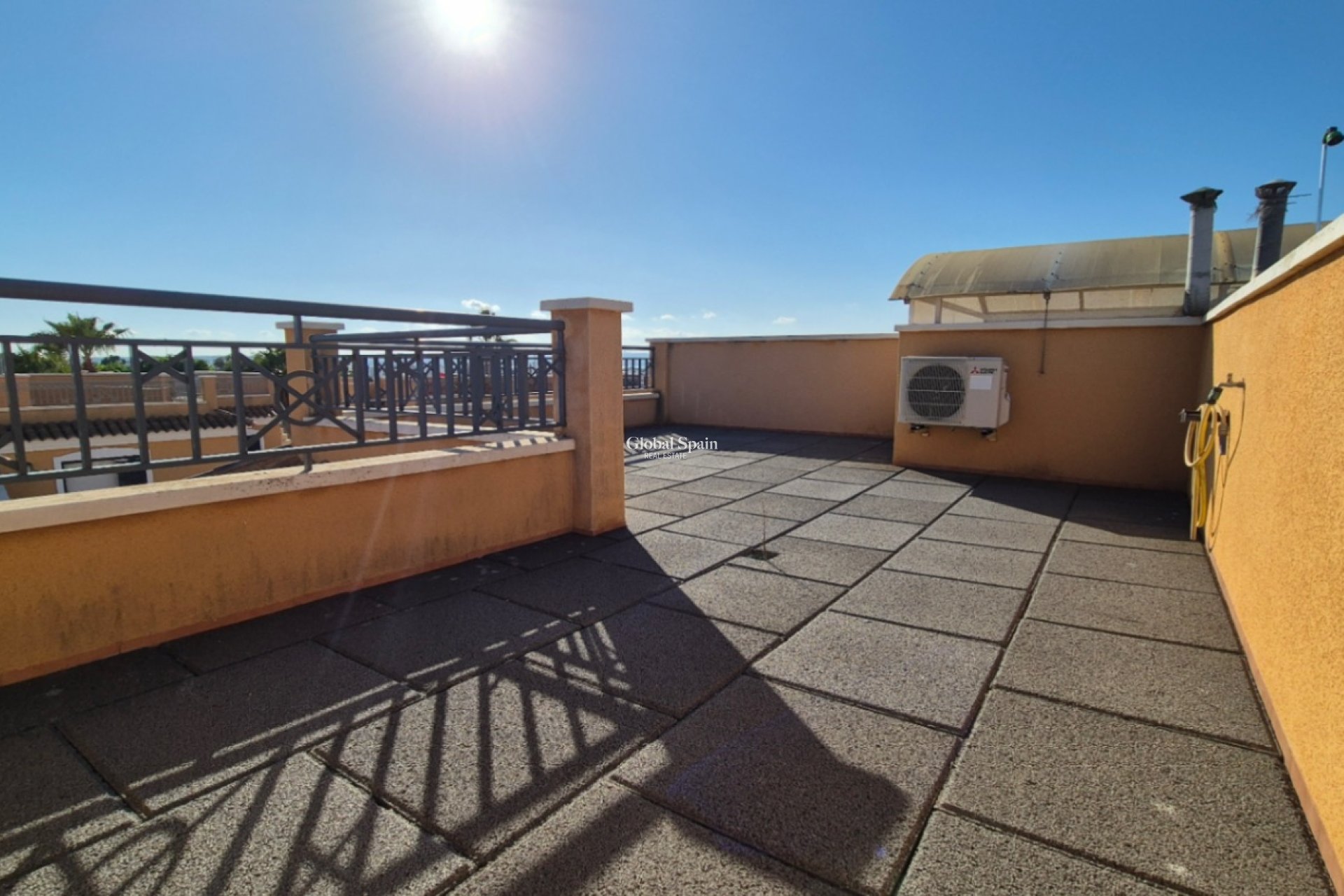 Resale - terraced_house -
TORREVIEJA - Costa Blanca Sur