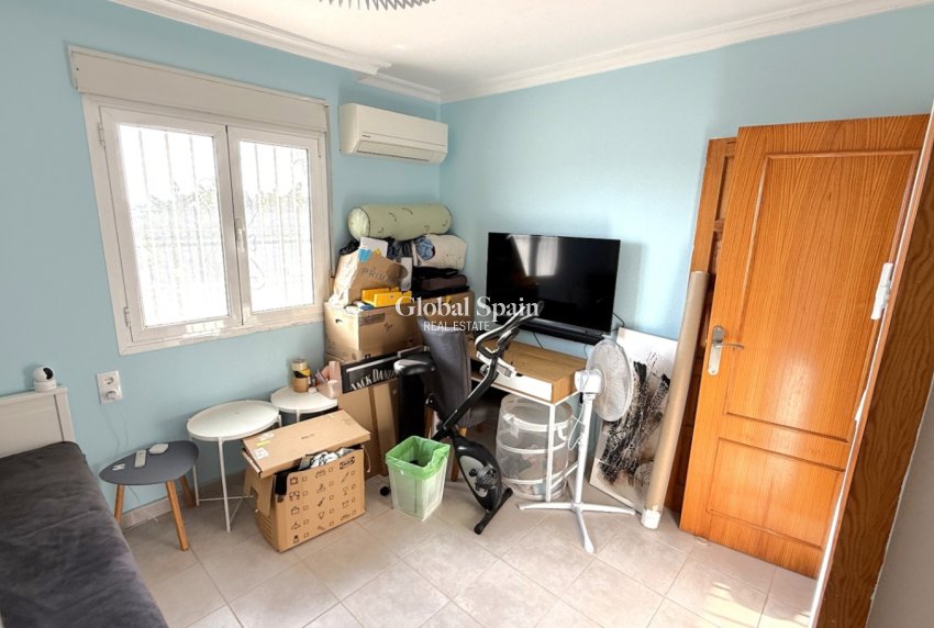 Resale - terraced_house -
TORREVIEJA - Costa Blanca Sur