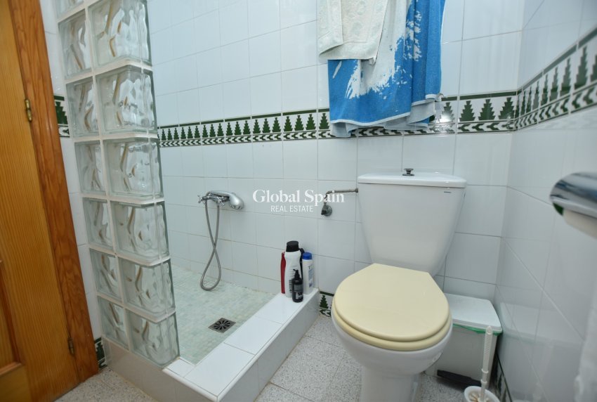 Resale - Terraced house / Townhouse -
LA MATA