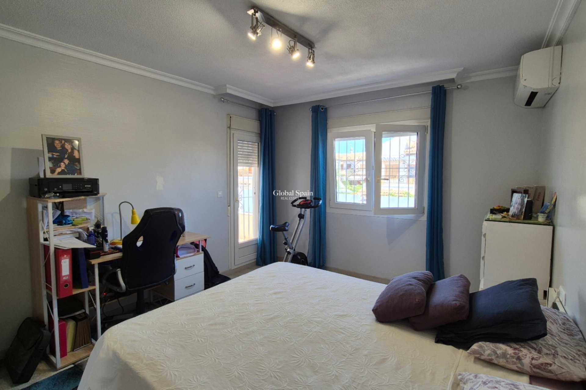 Resale - town_house -
TORREVIEJA - Costa Blanca Sur