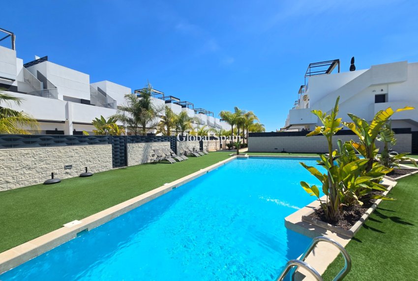 Resale - Townhouse * -
CIUDAD QUESADA - Doña Pepa *