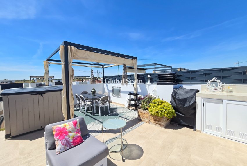 Resale - Townhouse * -
CIUDAD QUESADA - Doña Pepa *