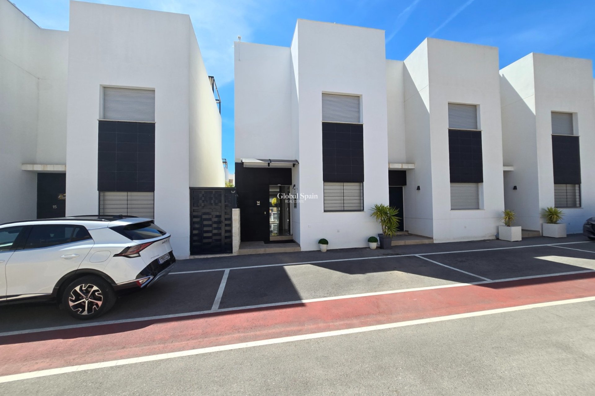 Resale - Townhouse * -
CIUDAD QUESADA - Doña Pepa *