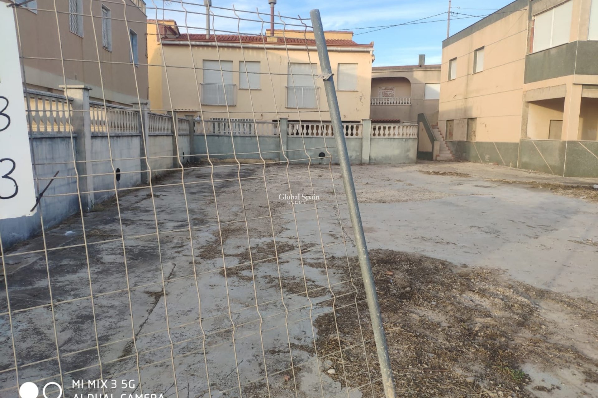 Resale - urban plot -
Gandía - MARENYS