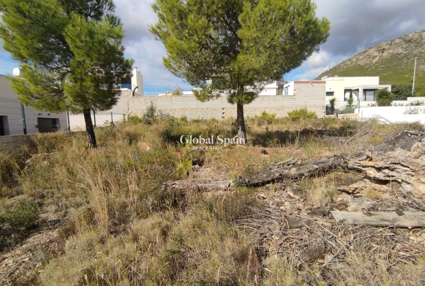 Resale - urban plot -
POLOP - Polop