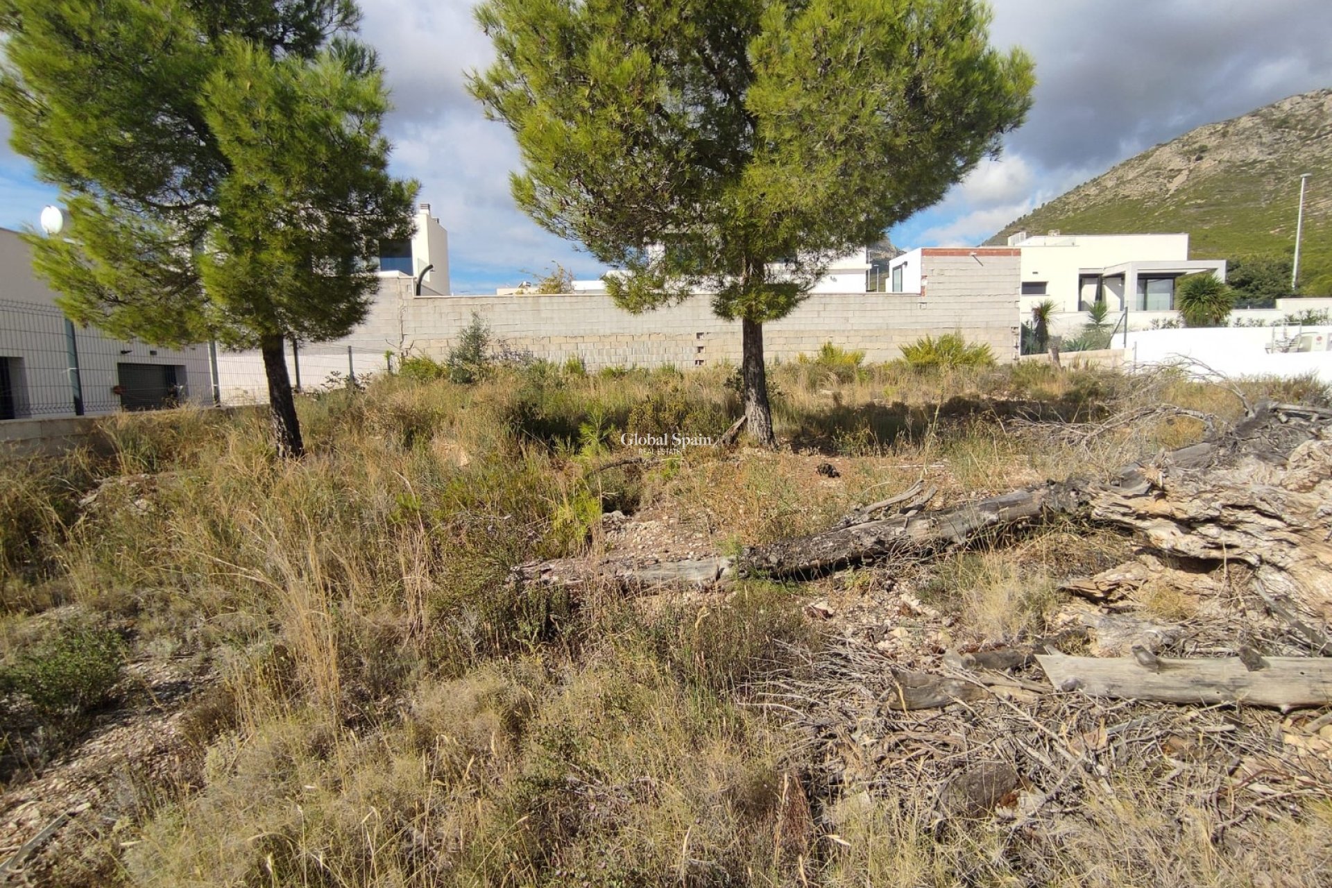 Resale - urban plot -
POLOP - Polop