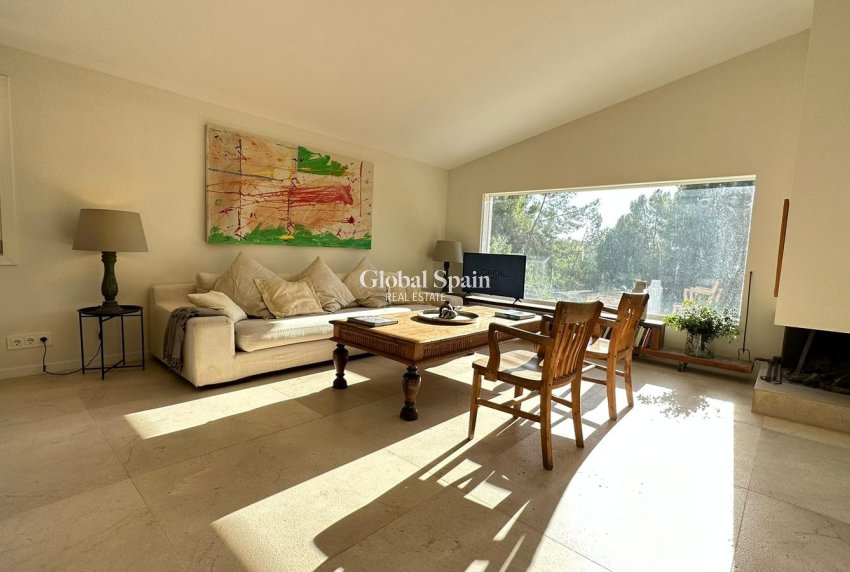 Resale - Vila -
Costa de la Calma - Calvià