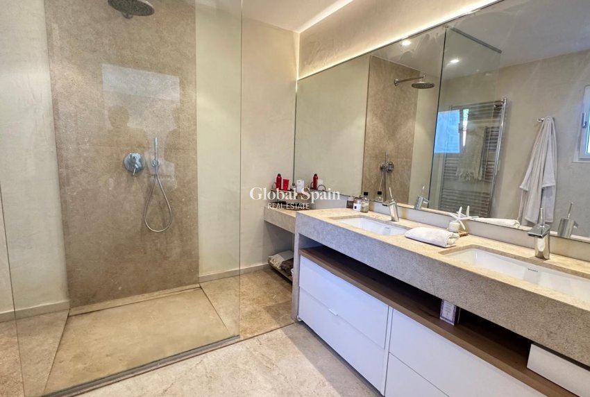 Resale - Vila -
Costa de la Calma - Calvià