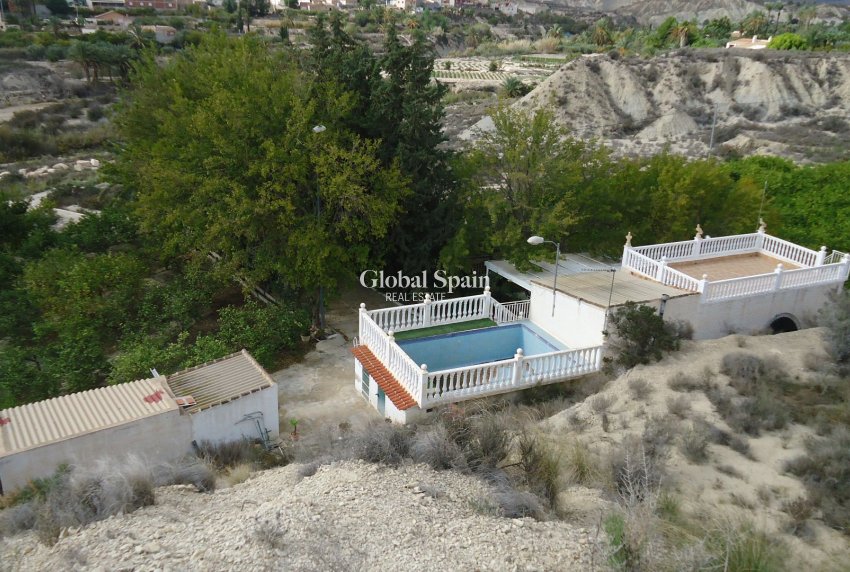 Resale - VILLA -
ABANILLA - Inland