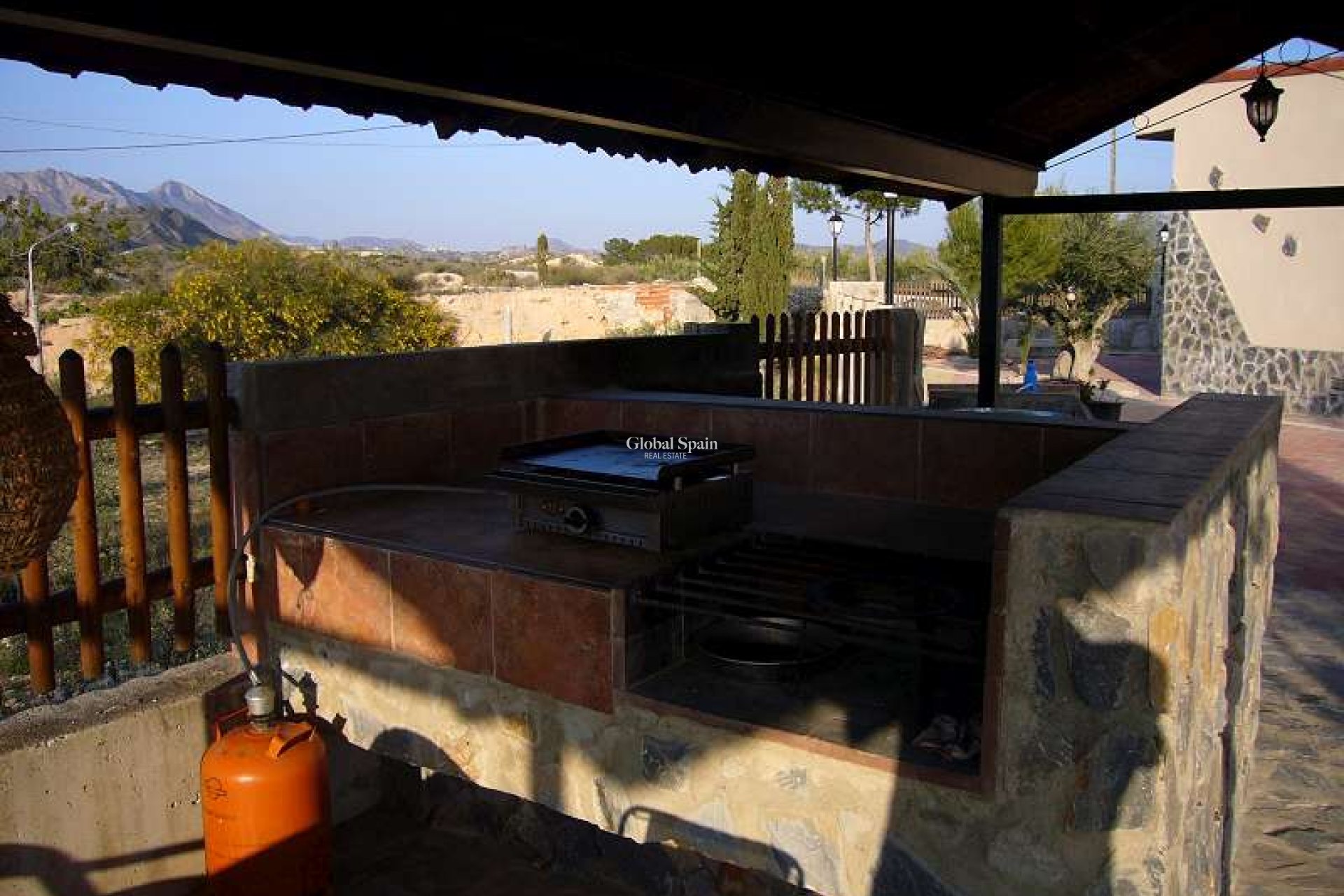 Resale - VILLA -
ABANILLA - Inland