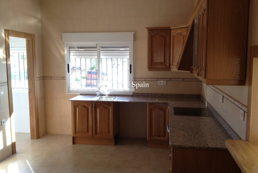 Resale - VILLA -
ABANILLA - Inland