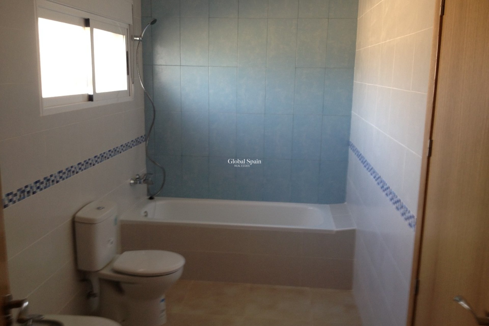 Resale - VILLA -
ABANILLA - Inland